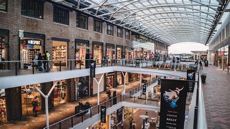 birkenhead point shopping centre.